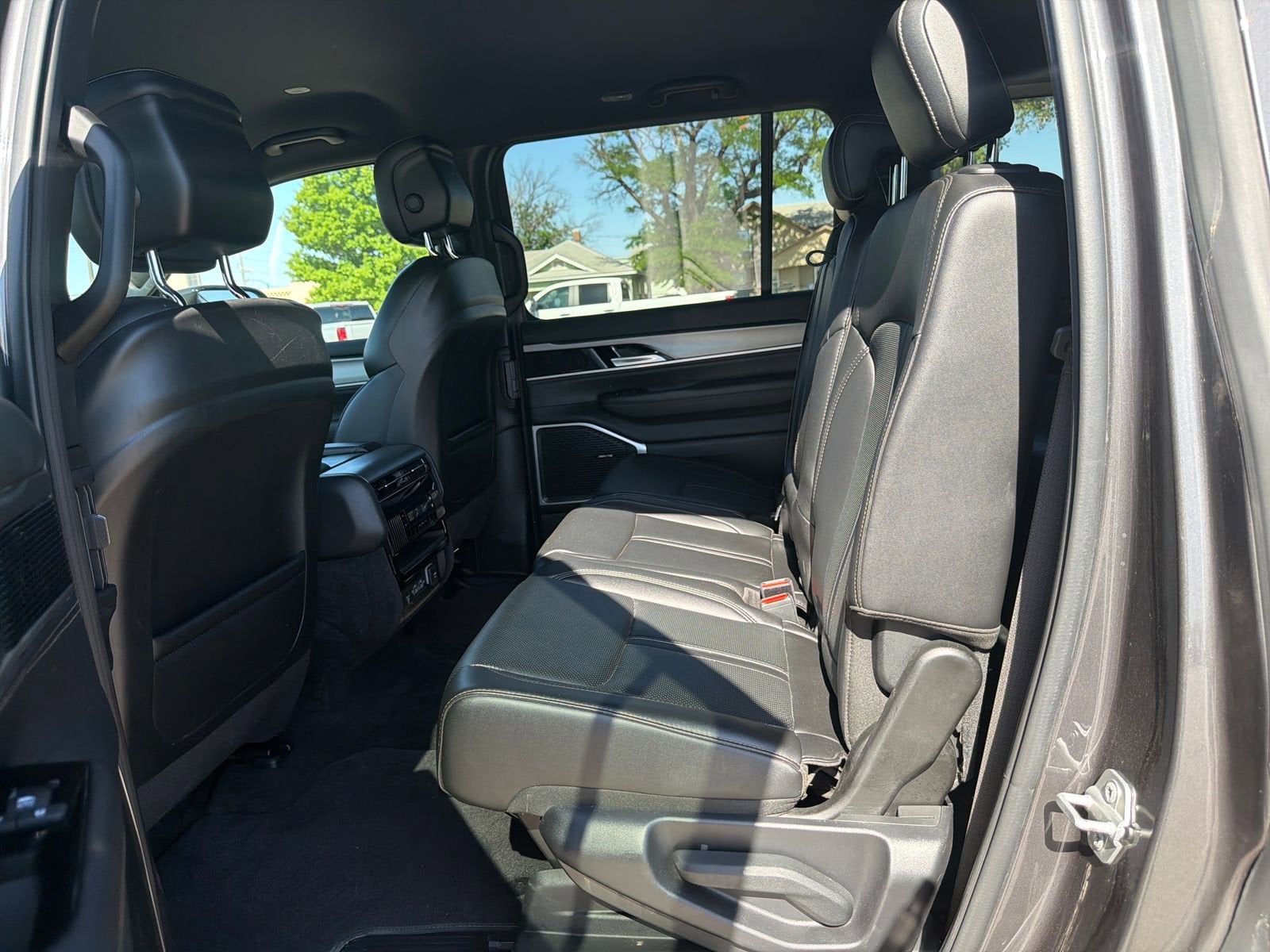 2025 Jeep Wagoneer 4DR 4WD