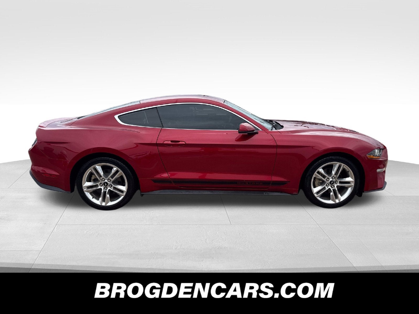 2020 Ford Mustang EcoBoost