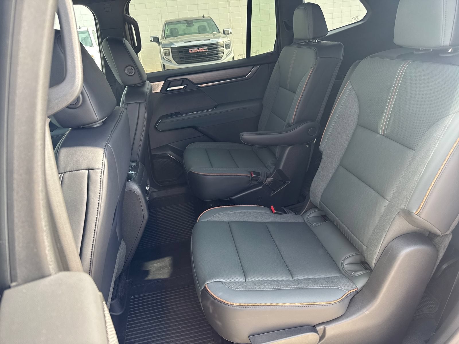 2027 GMC Acadia AT4