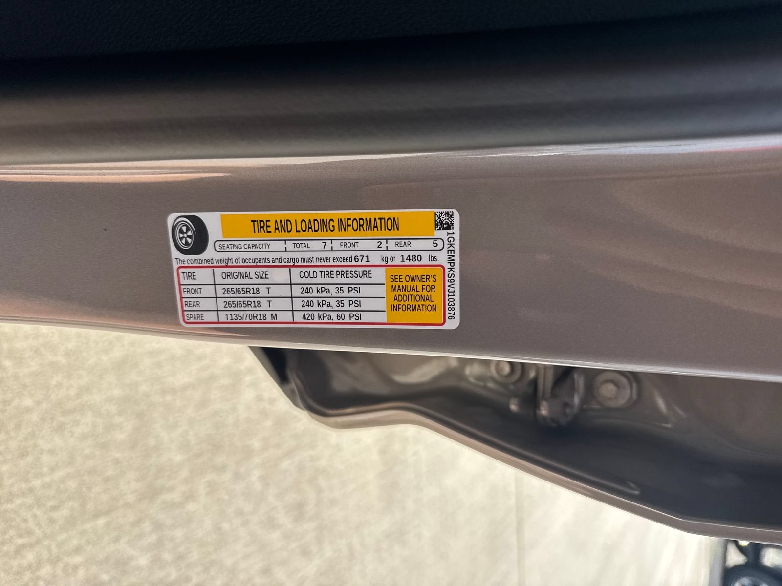 2027 GMC Acadia AT4