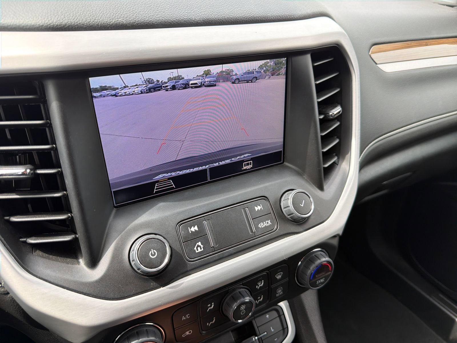 2023 GMC Acadia SLE