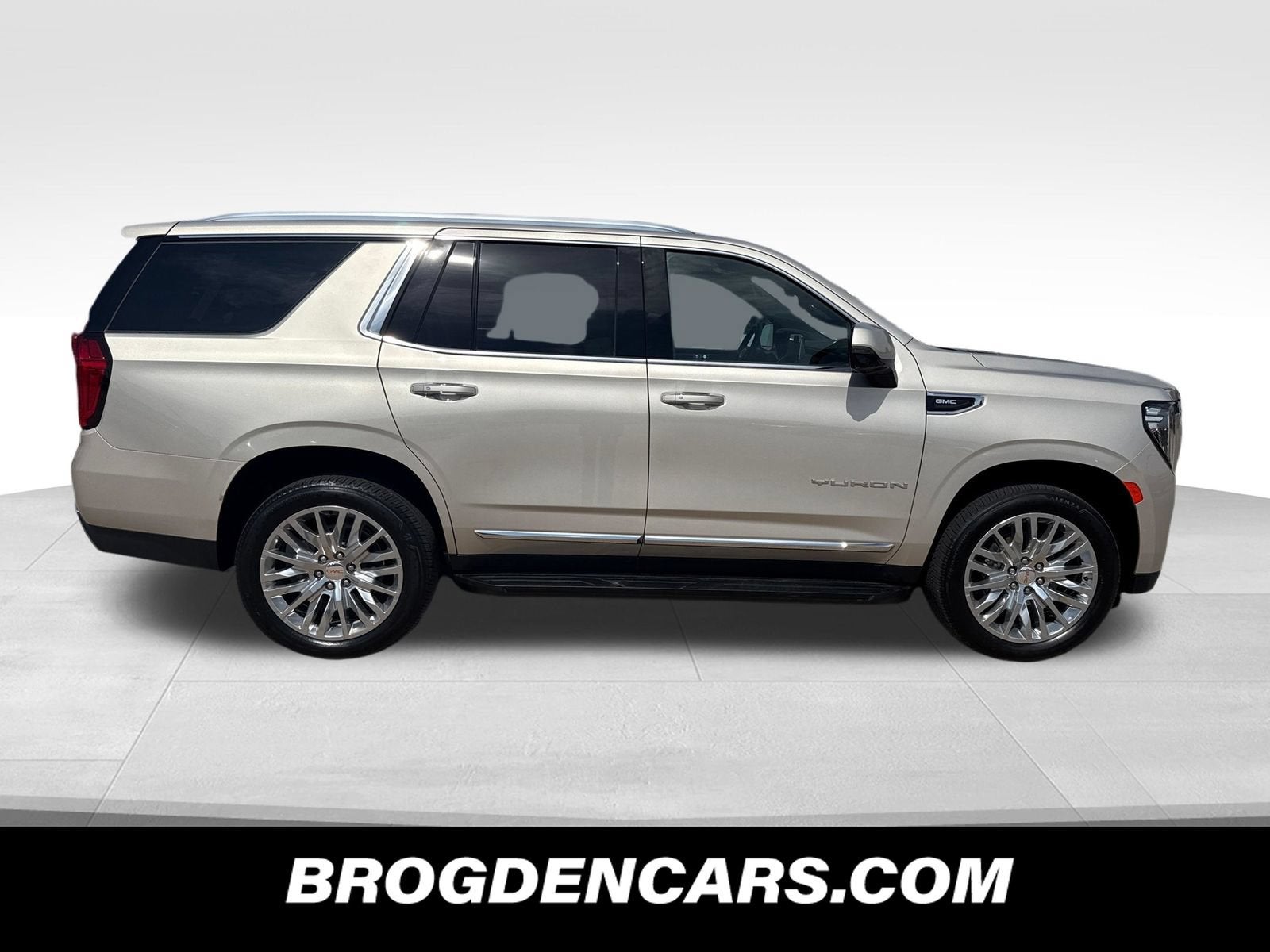 2024 GMC Yukon SLT
