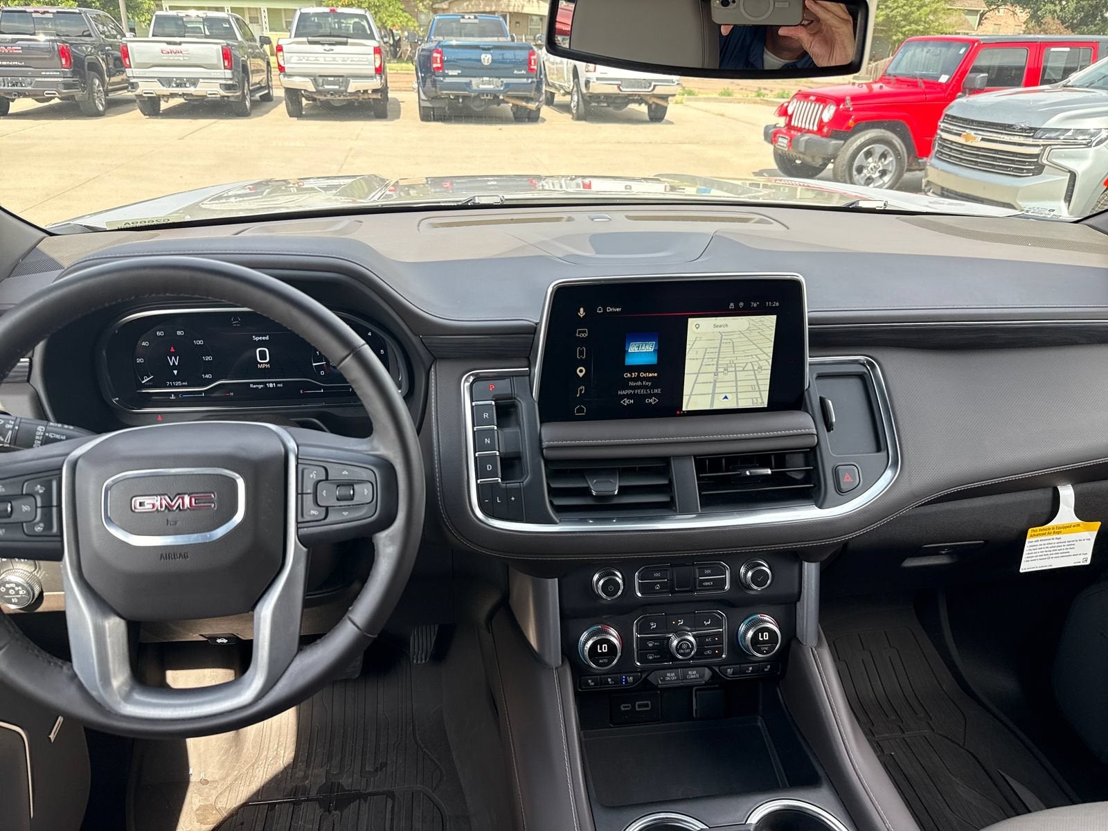 2024 GMC Yukon SLT
