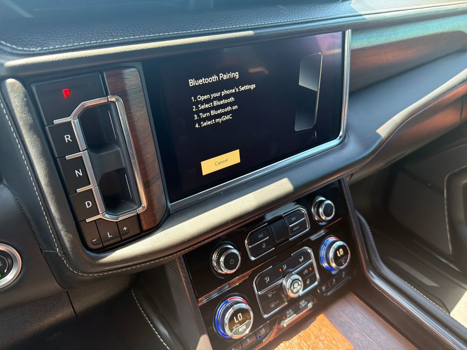 2024 GMC Yukon XL Denali Ultimate