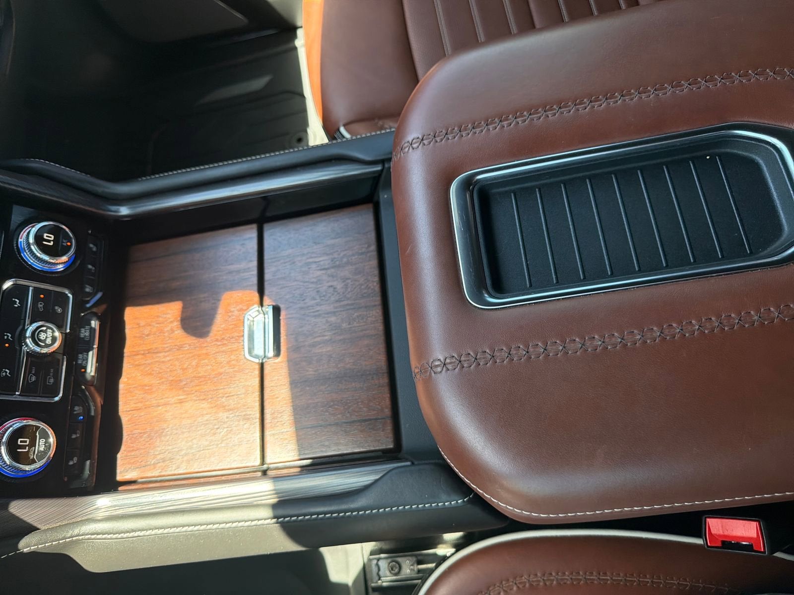 2024 GMC Yukon XL Denali Ultimate