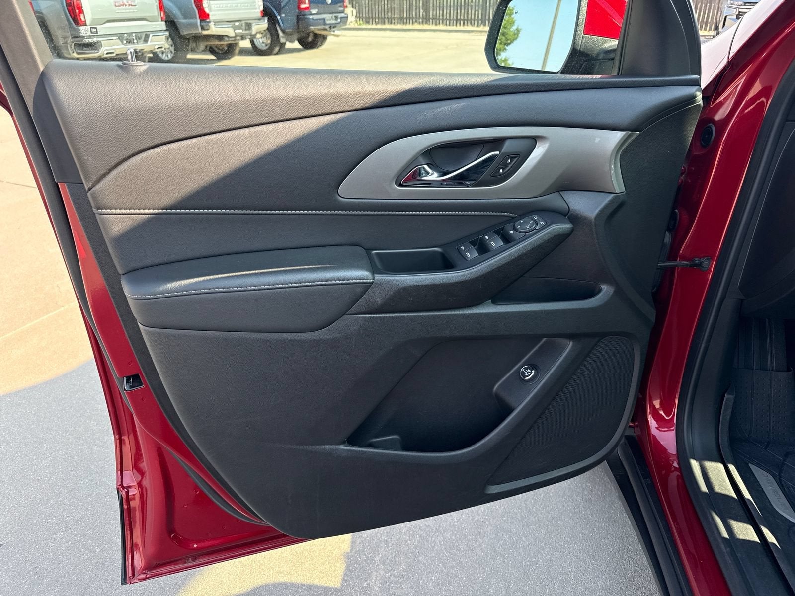 2024 Chevrolet Traverse Limited LT Leather
