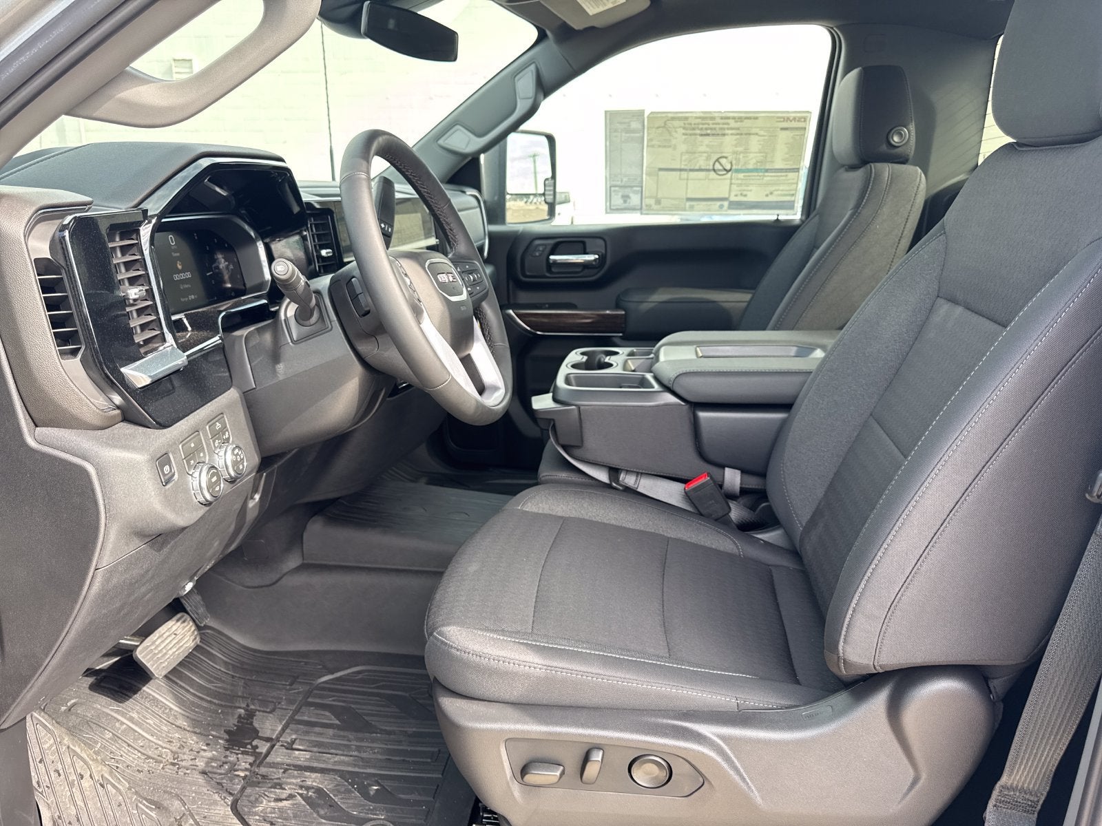 2026 GMC Sierra 2500 HD SLE