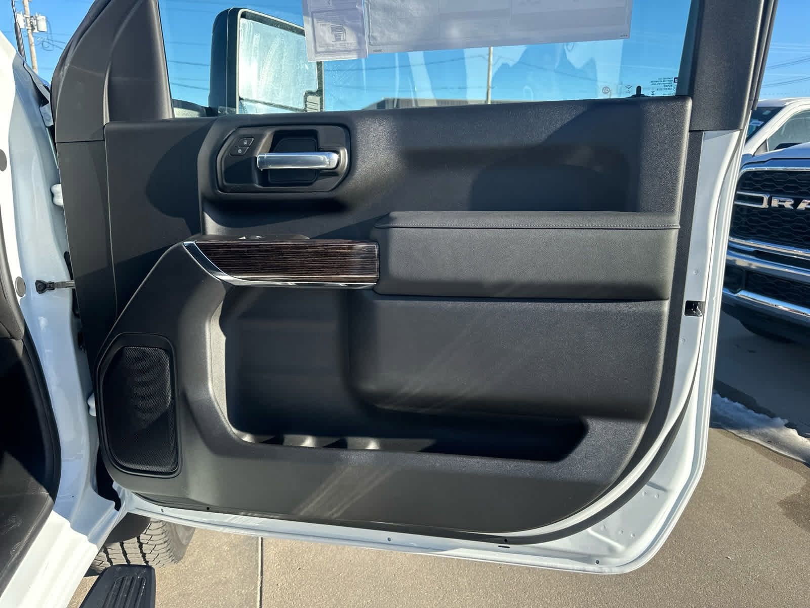 2025 GMC Sierra 3500 HD SLE