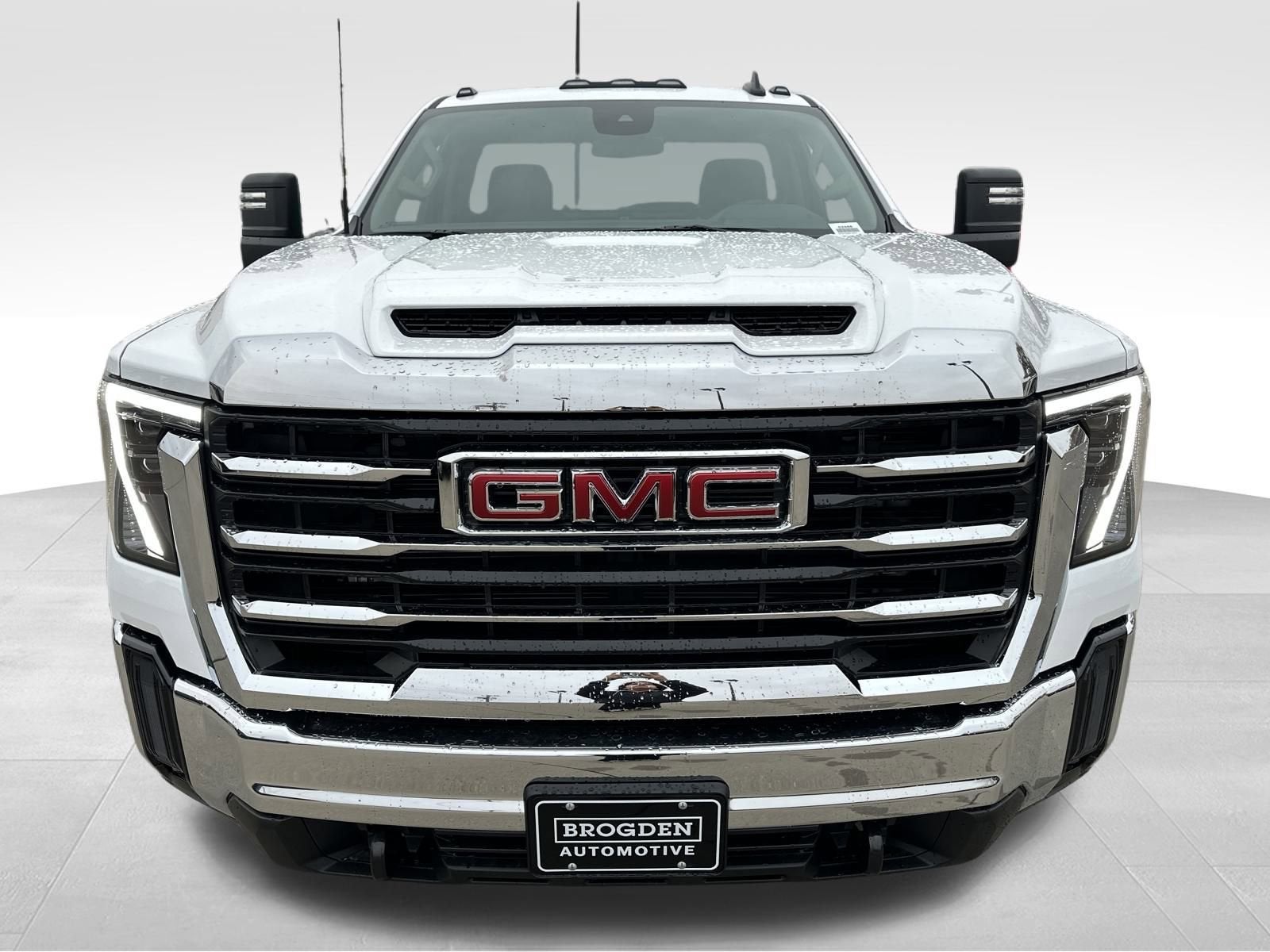 2026 GMC Sierra 3500 HD SLE
