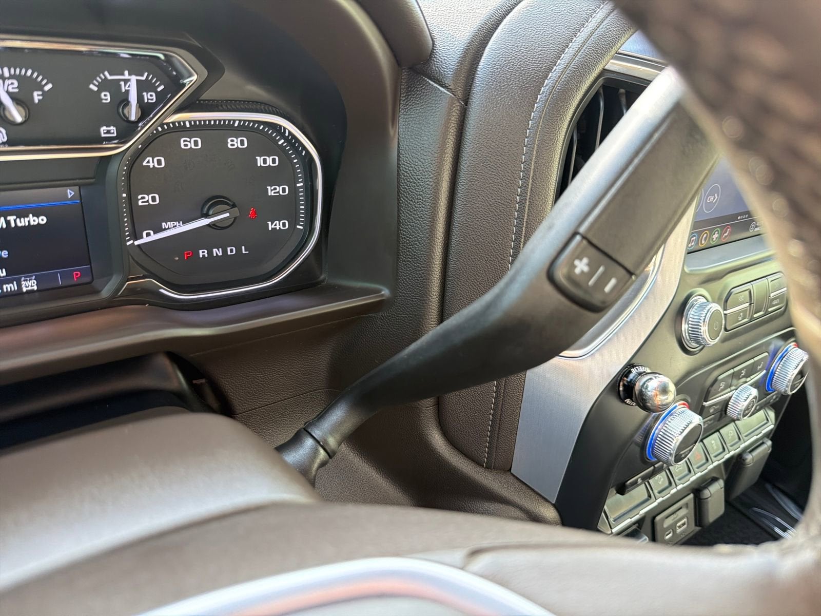 2022 GMC Sierra 2500 HD SLT