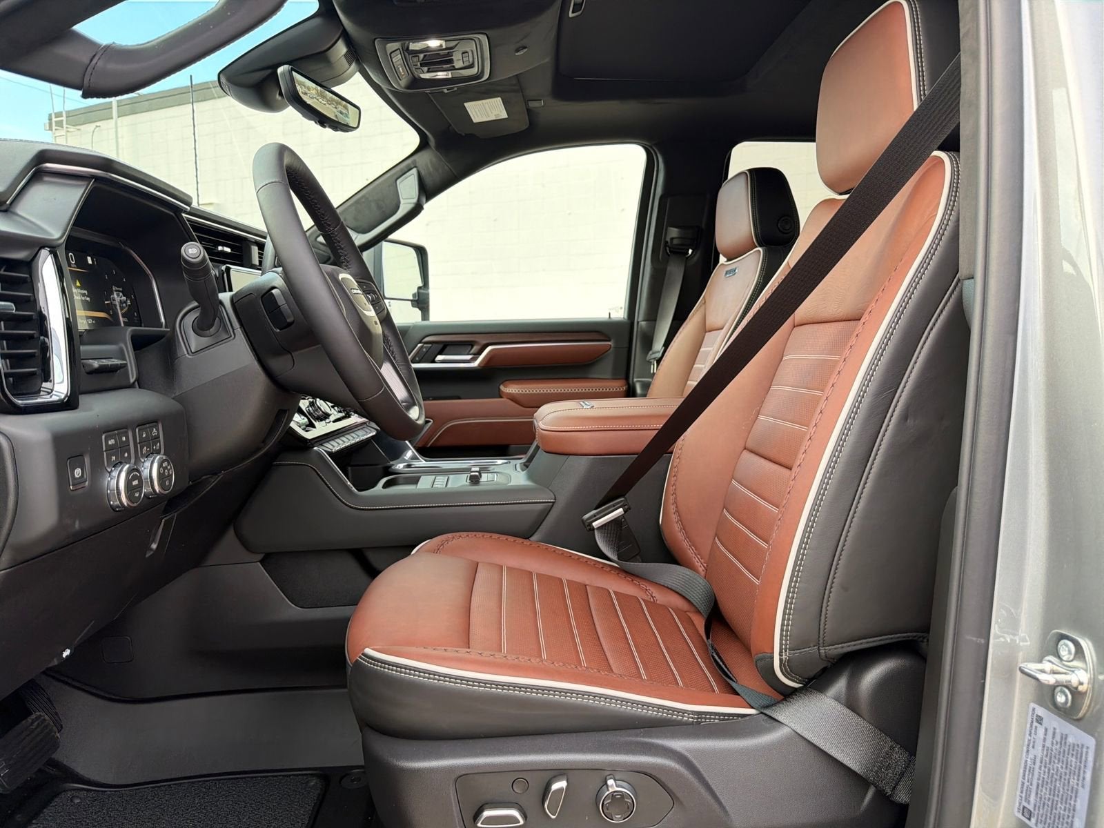 2026 GMC Sierra 3500 HD Denali Ultimate DRW