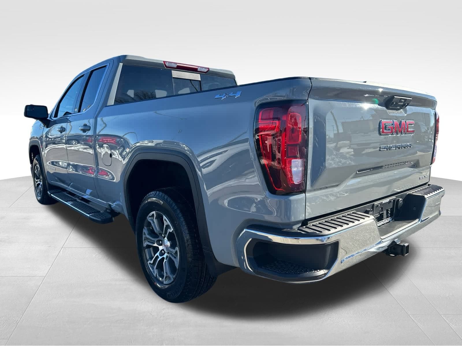 2025 GMC Sierra 1500 SLE