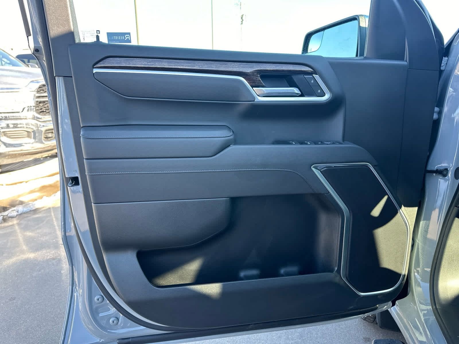 2025 GMC Sierra 1500 SLE