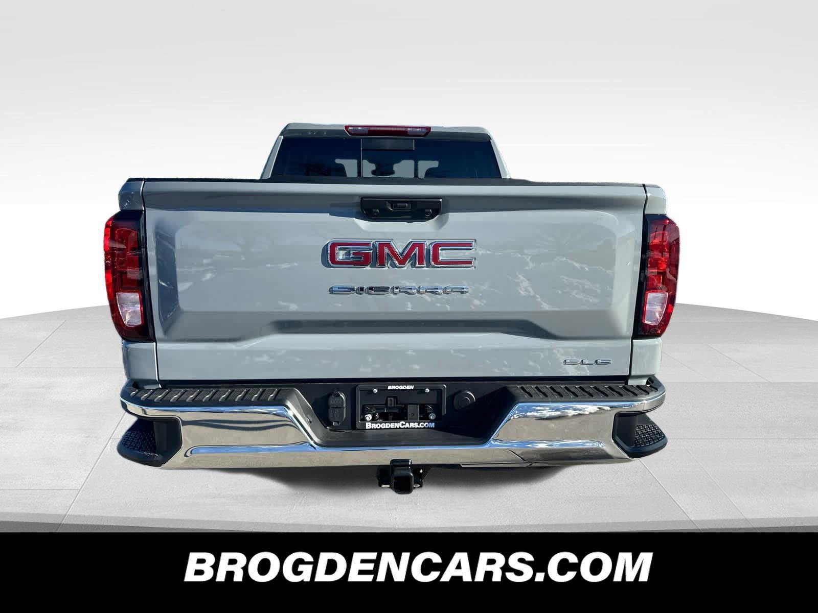 2025 GMC Sierra 1500 SLE