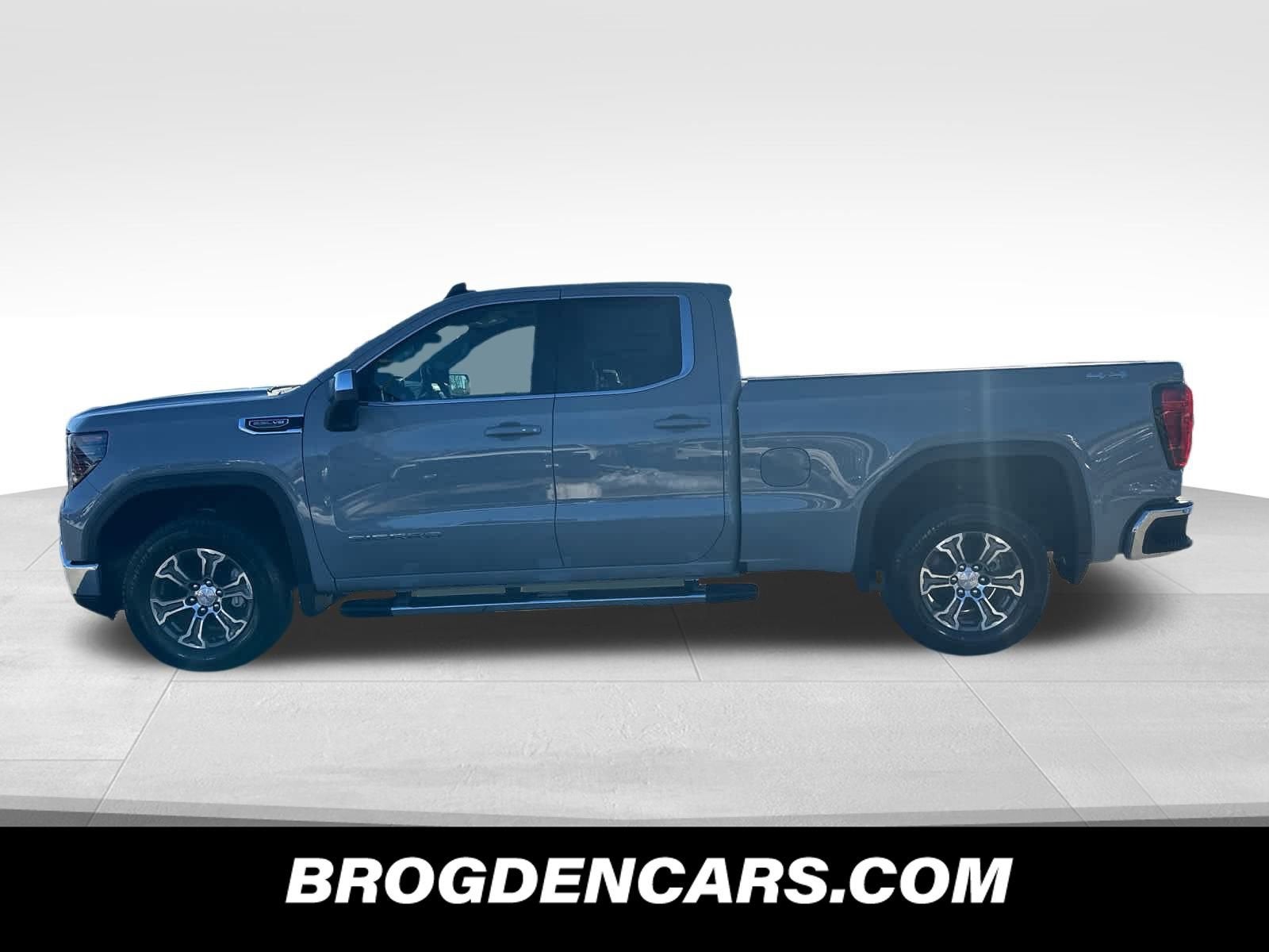 2025 GMC Sierra 1500 SLE