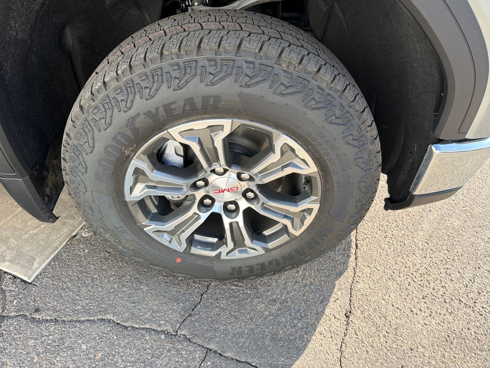 2026 GMC Sierra 1500 SLE