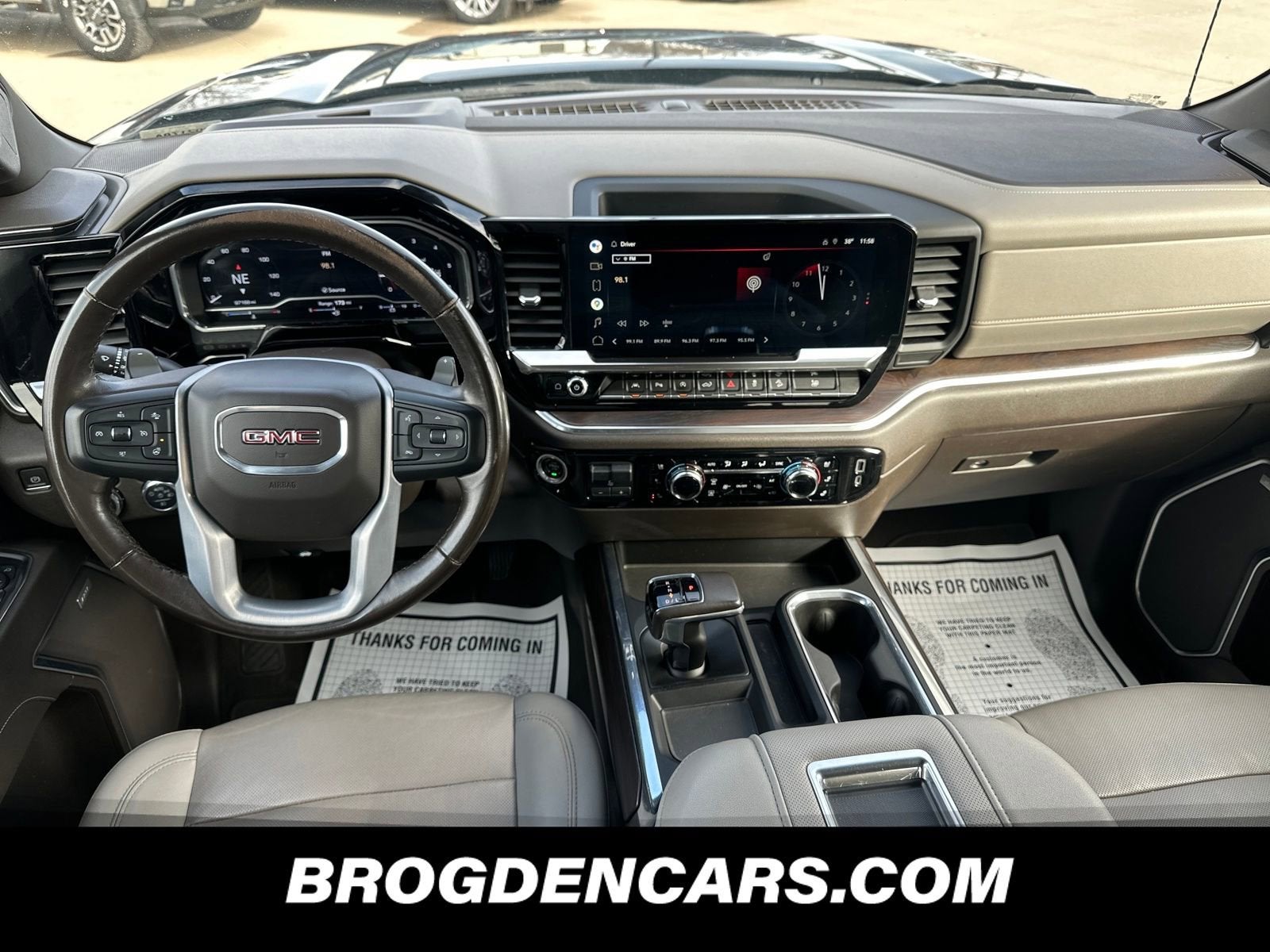 2022 GMC Sierra 1500 SLT