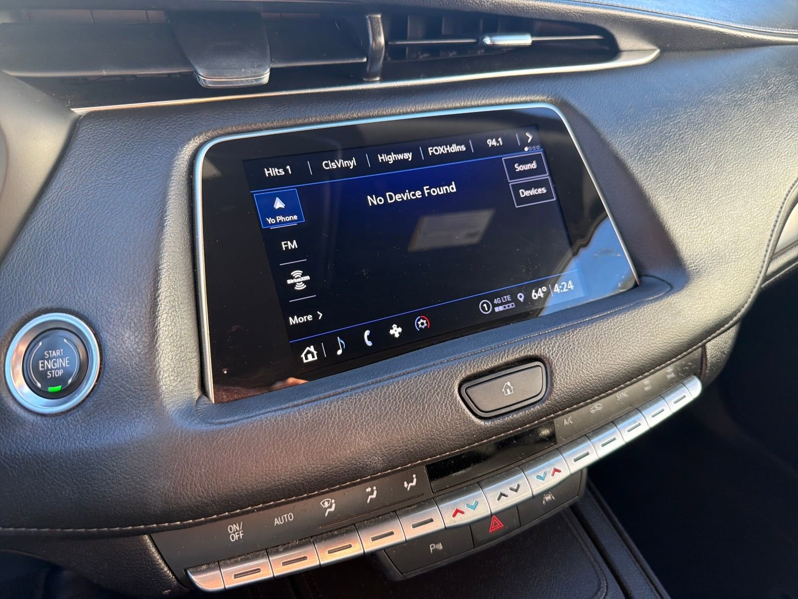 2023 Cadillac XT4 Premium Luxury