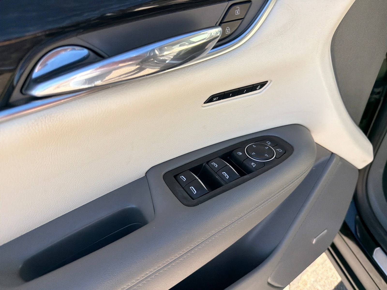 2020 Cadillac XT6 Premium Luxury