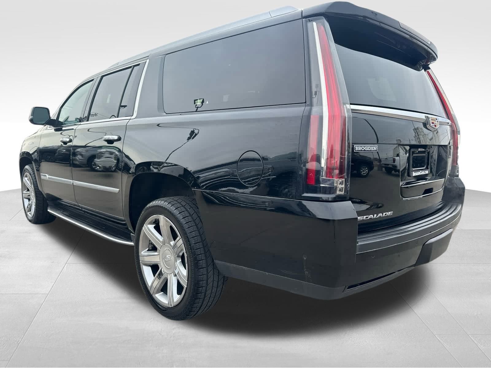 2020 Cadillac Escalade ESV Premium Luxury