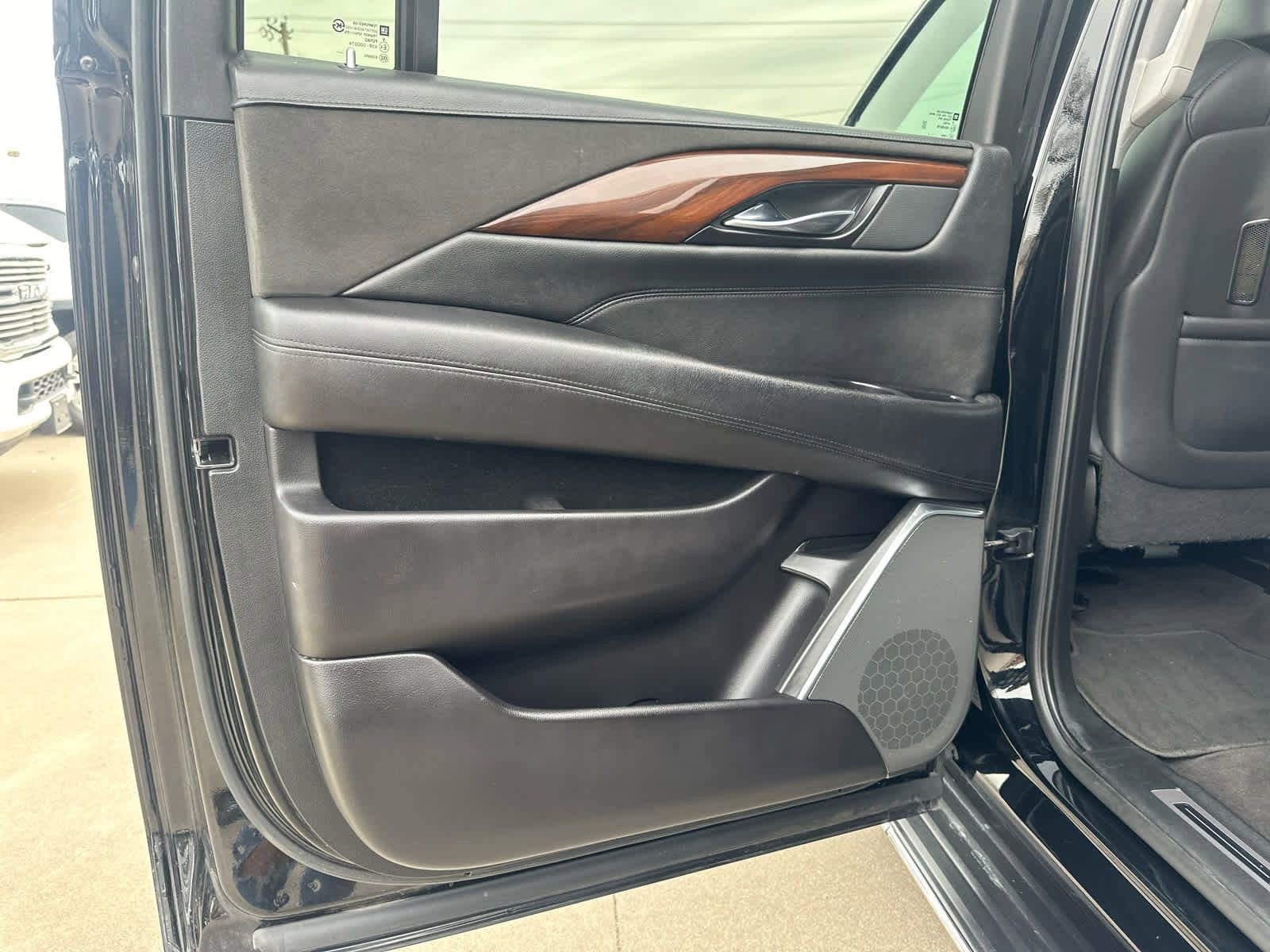 2020 Cadillac Escalade ESV Premium Luxury