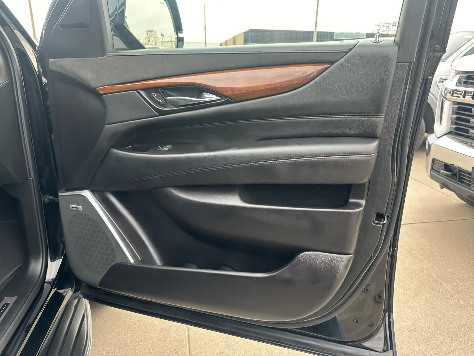 2020 Cadillac Escalade ESV Premium Luxury