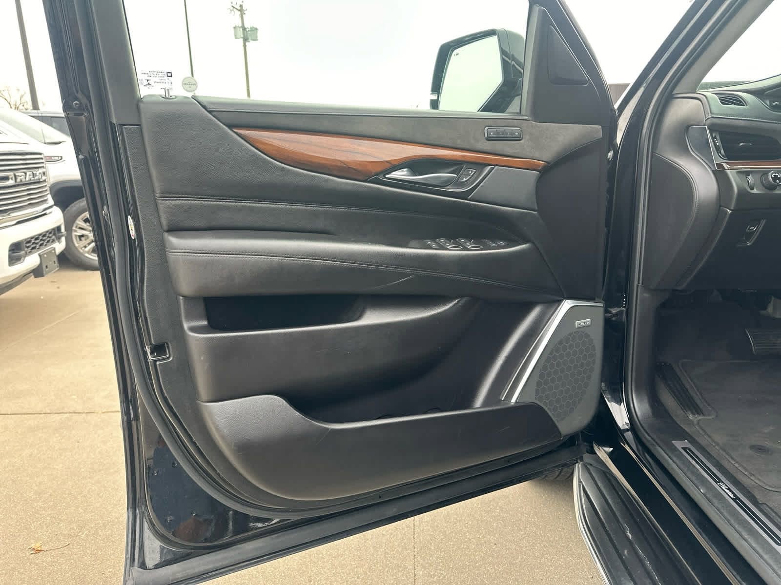 2020 Cadillac Escalade ESV Premium Luxury