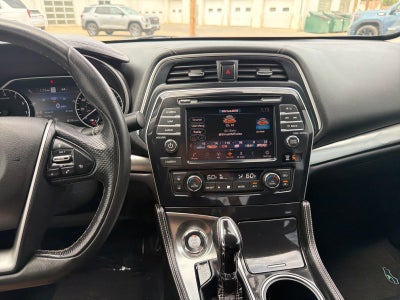 2022 Nissan Maxima SV
