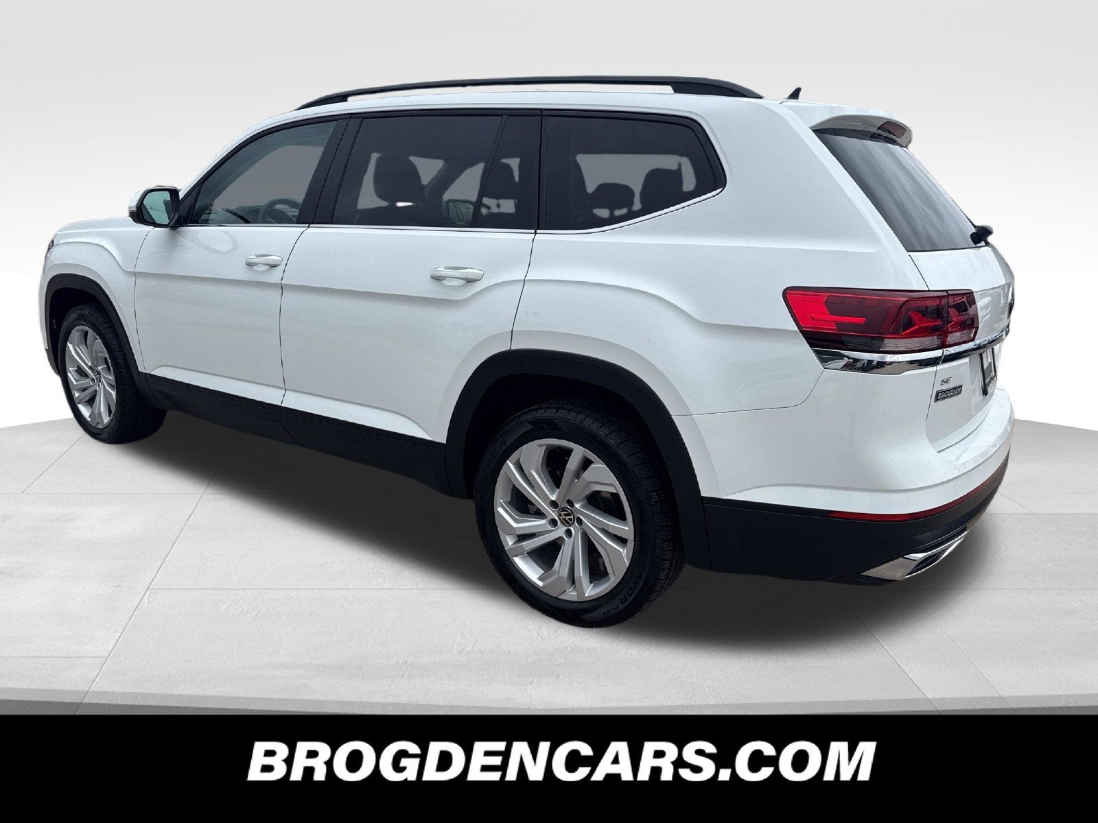 2022 Volkswagen Atlas 2.0T SE w/Technology