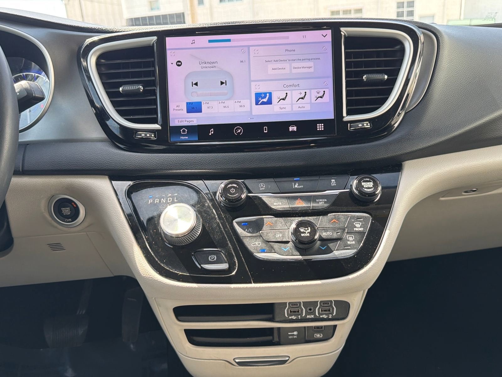 2022 Chrysler Pacifica Touring L