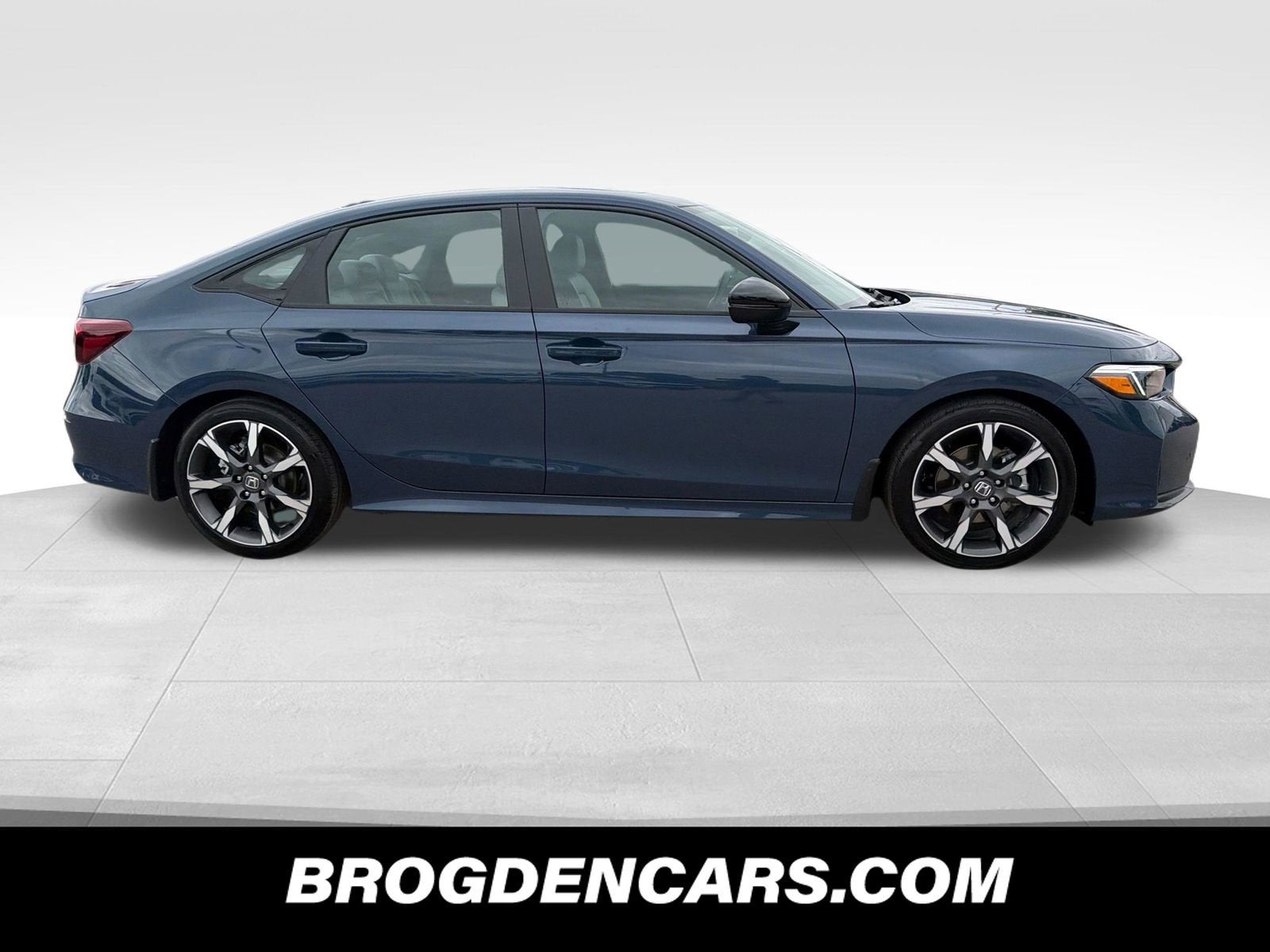2025 Honda Civic Sedan Hybrid Sport