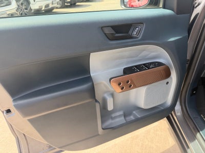 2023 Ford Maverick XL