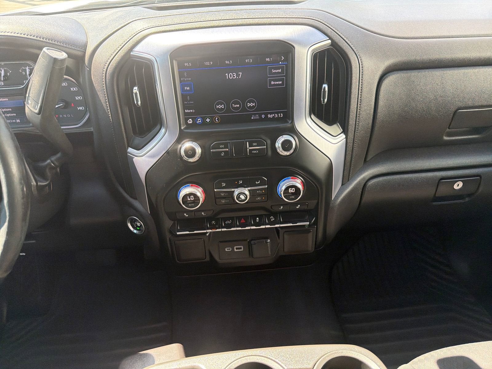 2020 GMC Sierra 1500 SLE