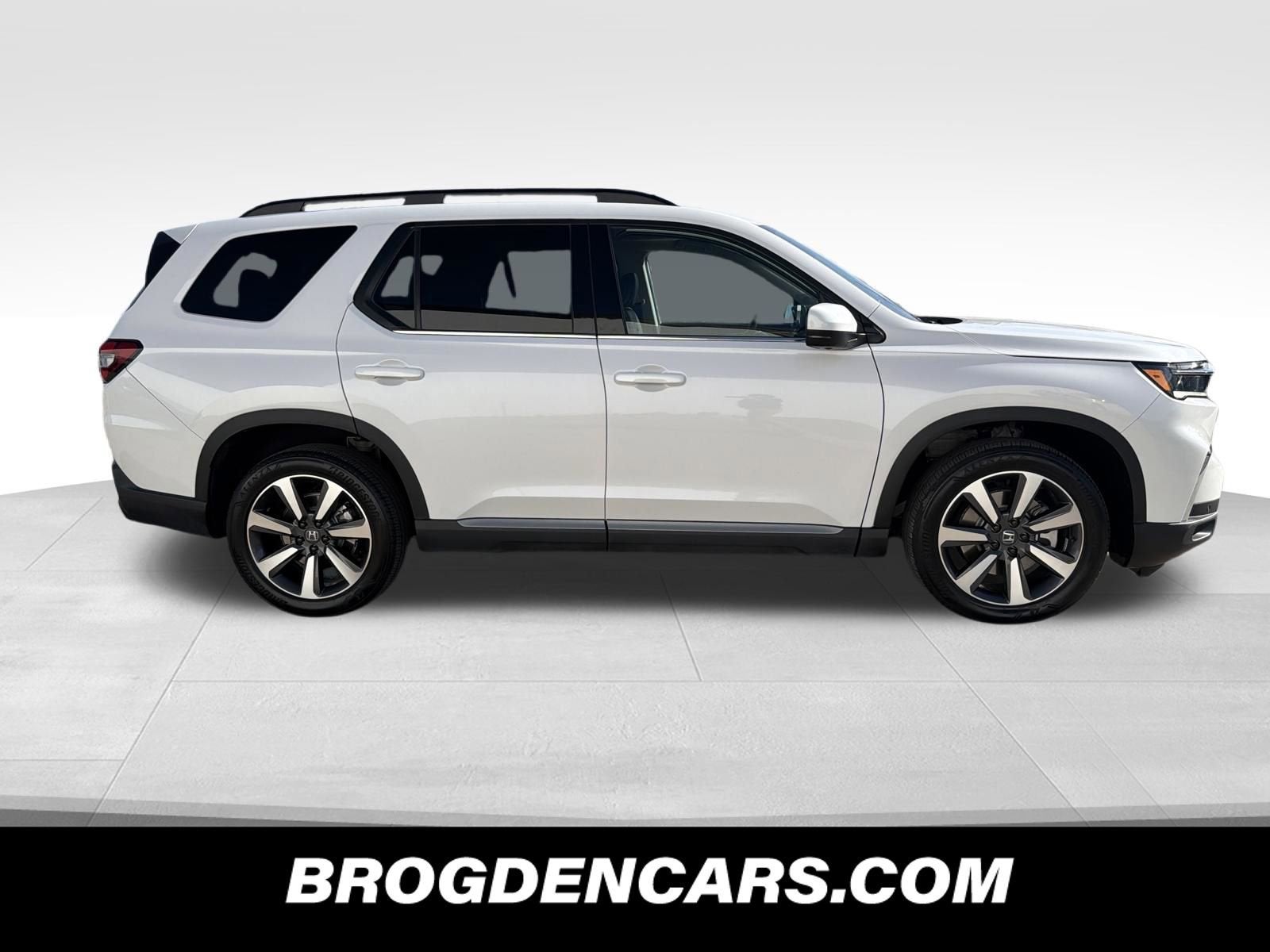 2023 Honda Pilot Elite