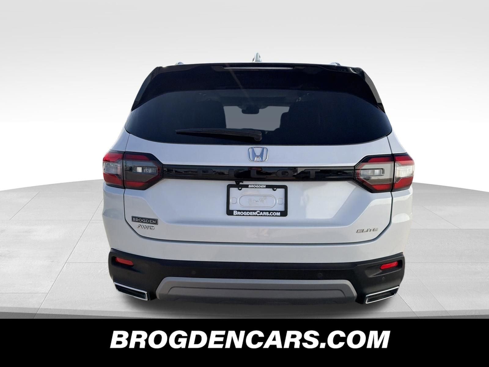 2023 Honda Pilot Elite