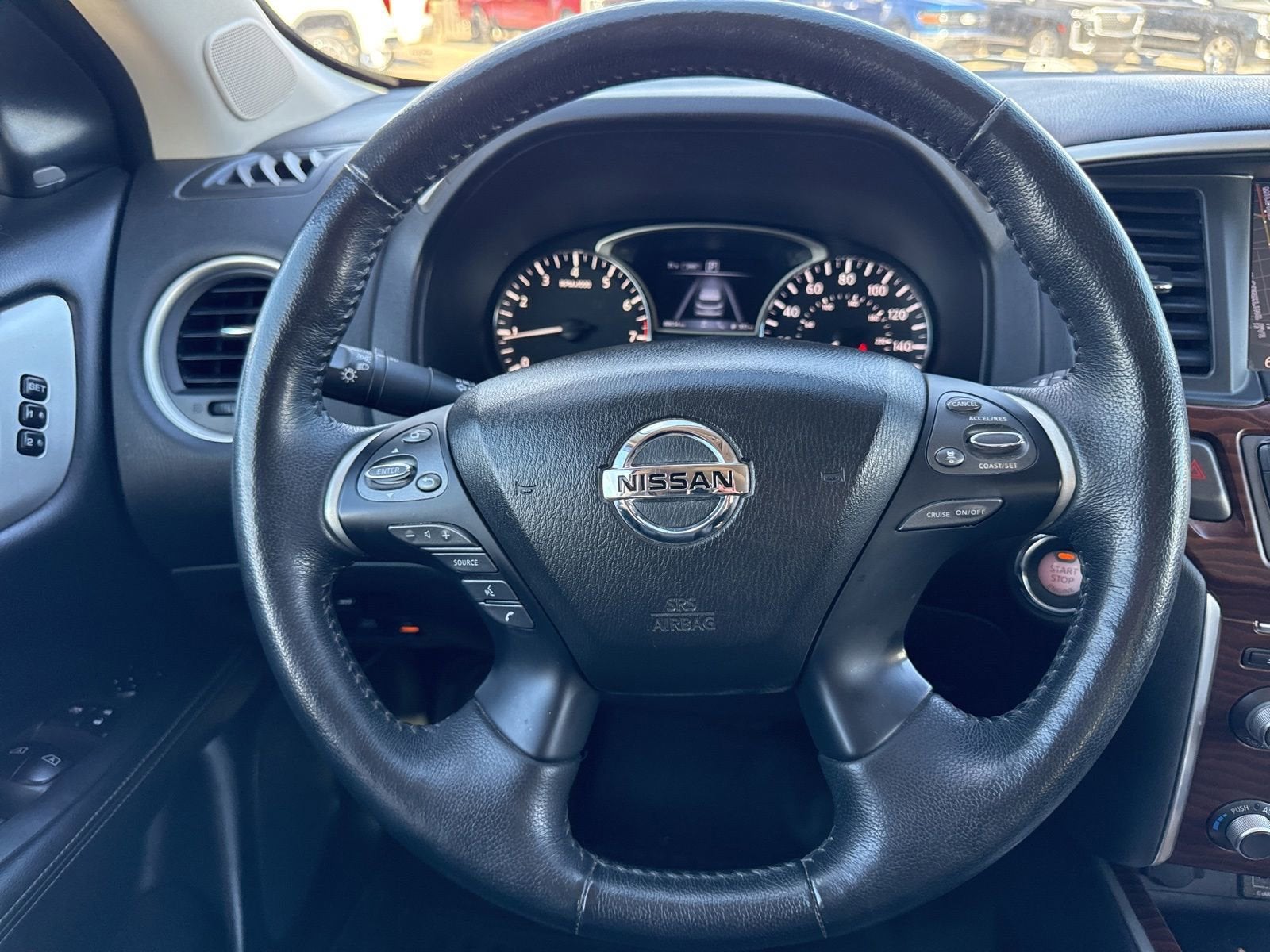 2018 Nissan Pathfinder Platinum