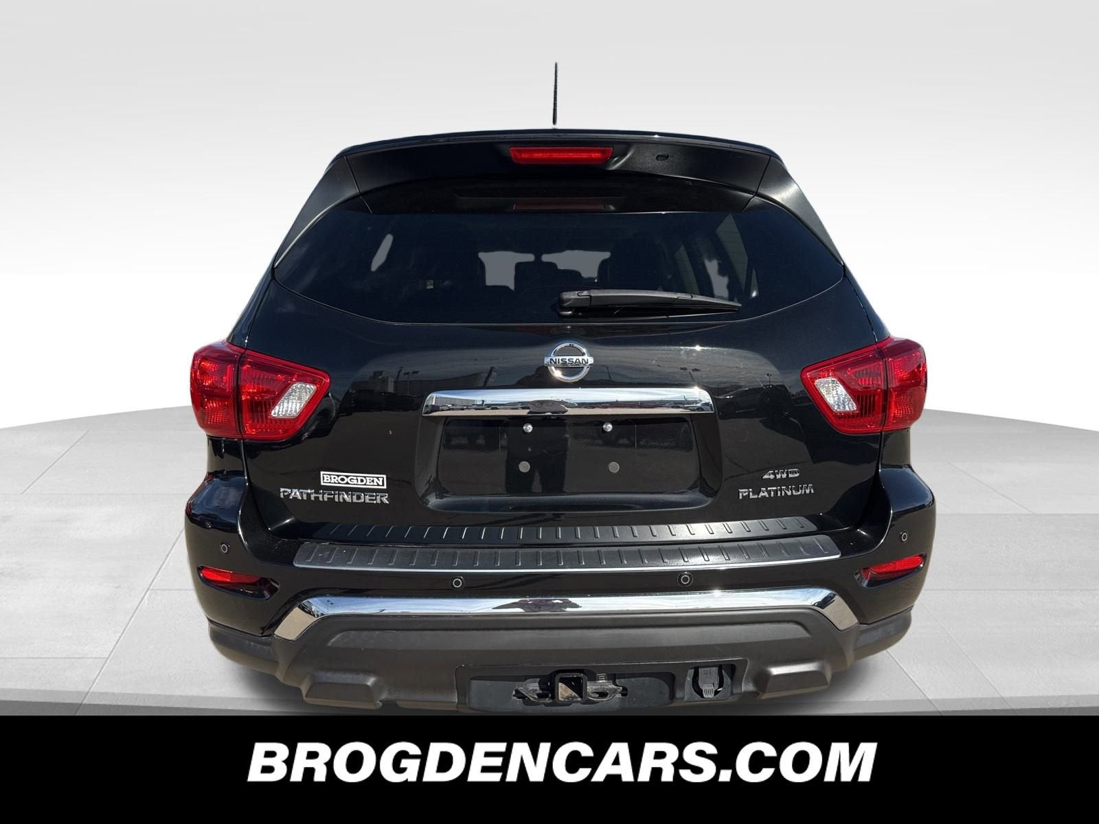 2018 Nissan Pathfinder Platinum