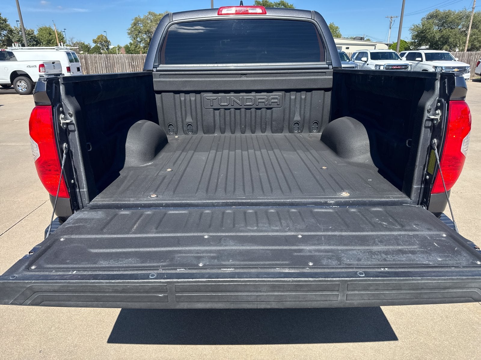 2020 Toyota Tundra 4WD SR5