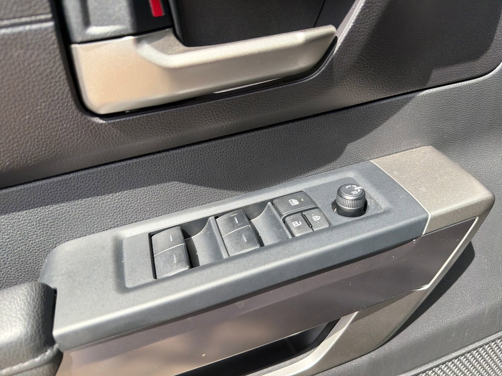 2025 Toyota Tundra 4WD SR