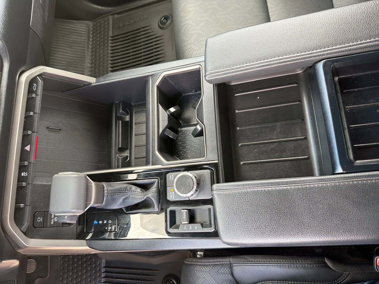 2025 Toyota Tundra 4WD SR