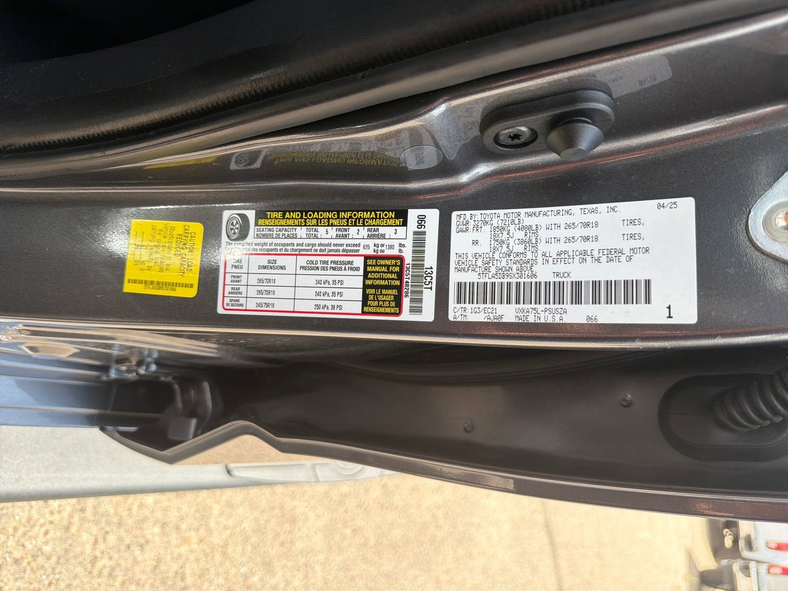 2025 Toyota Tundra 4WD SR