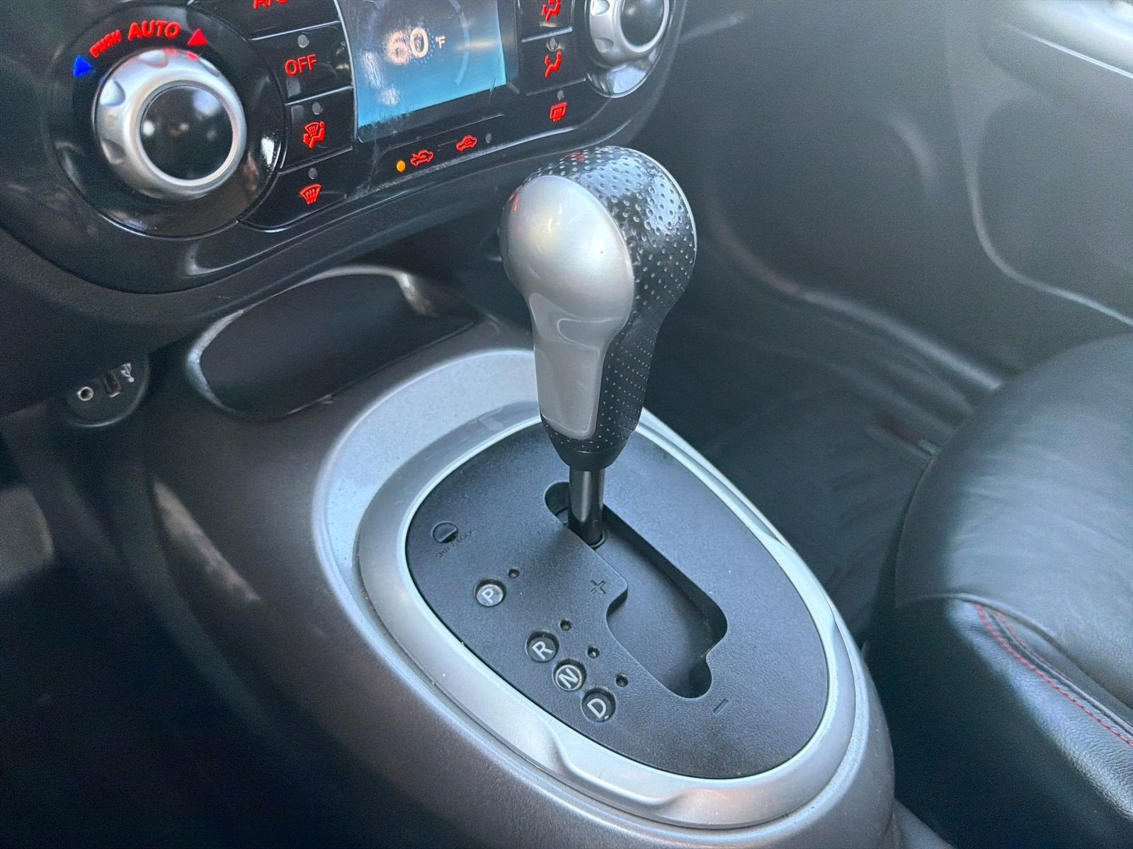 2012 Nissan JUKE SL