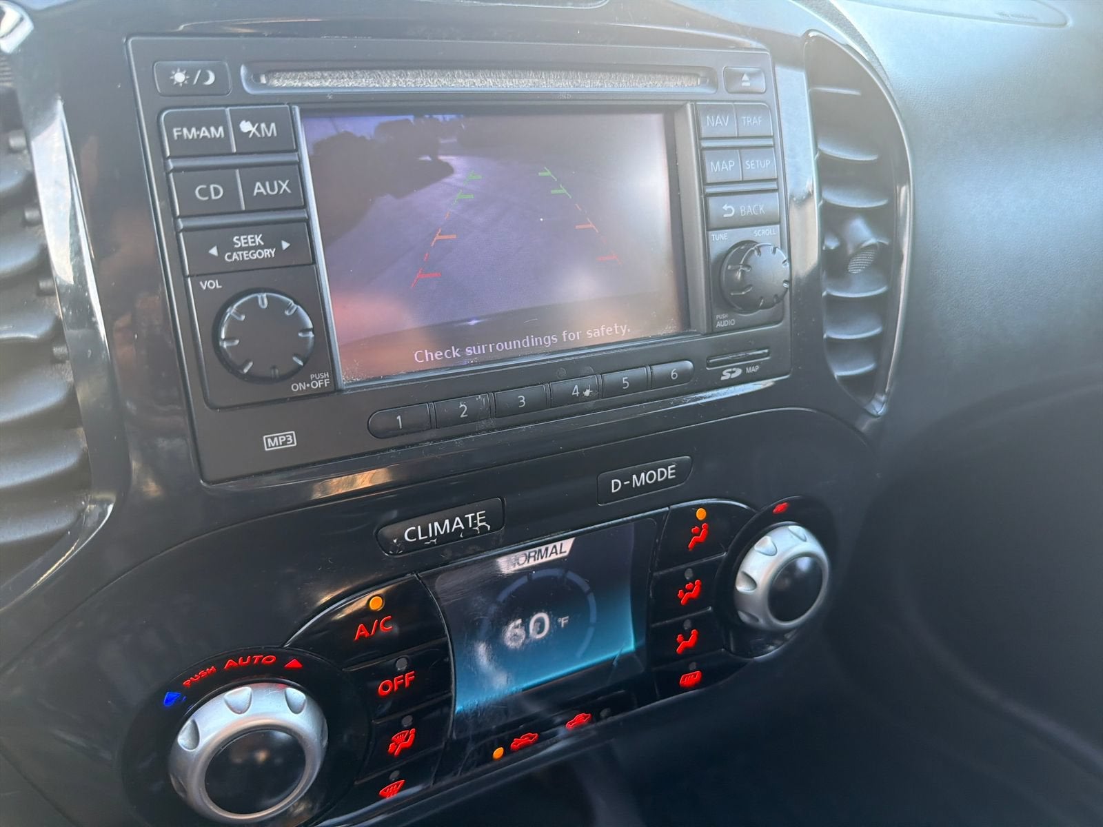 2012 Nissan JUKE SL