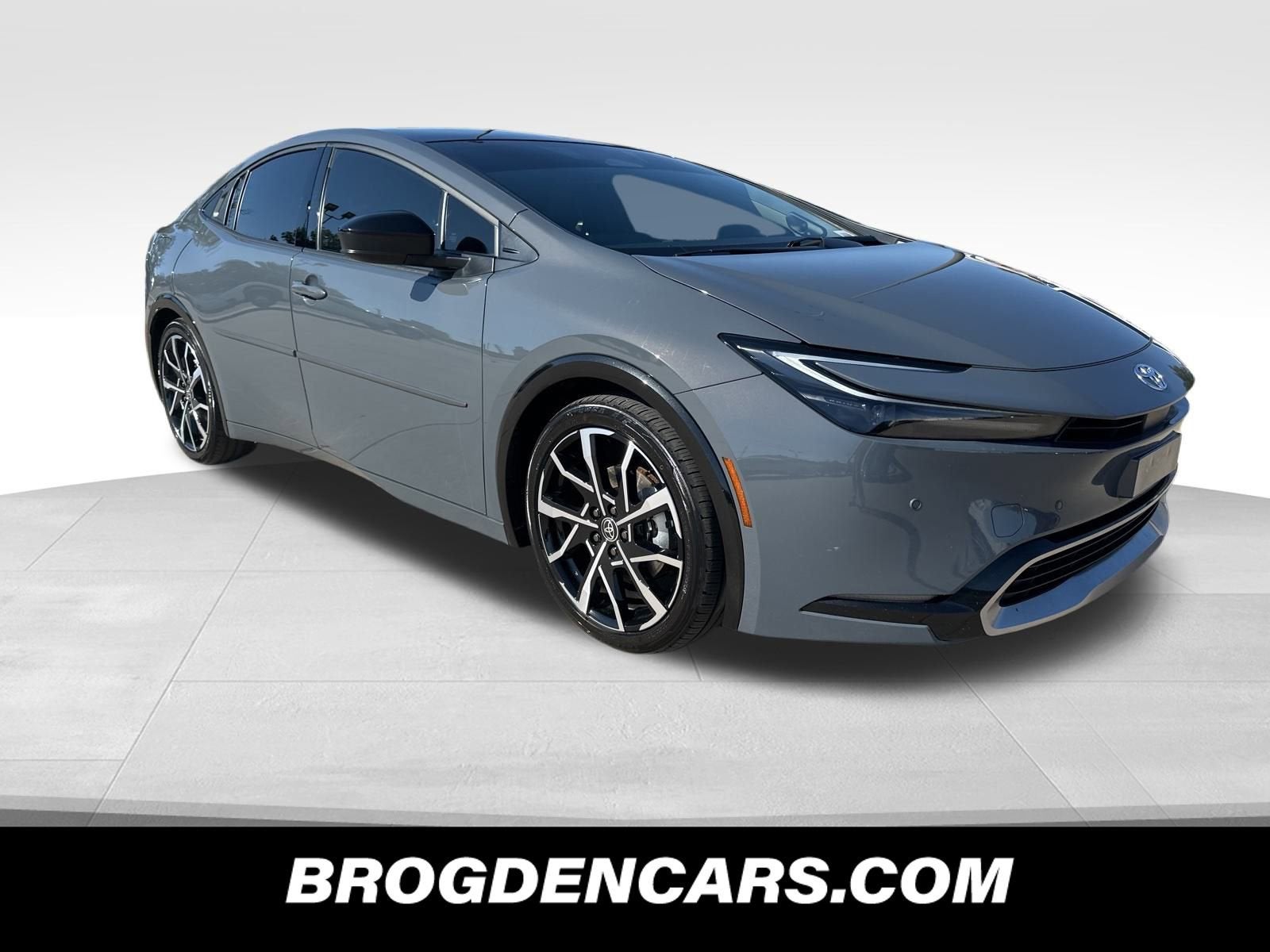 2024 Toyota Prius Prime SE