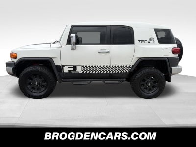 2013 Toyota FJ Cruiser 4DR 4WD AT