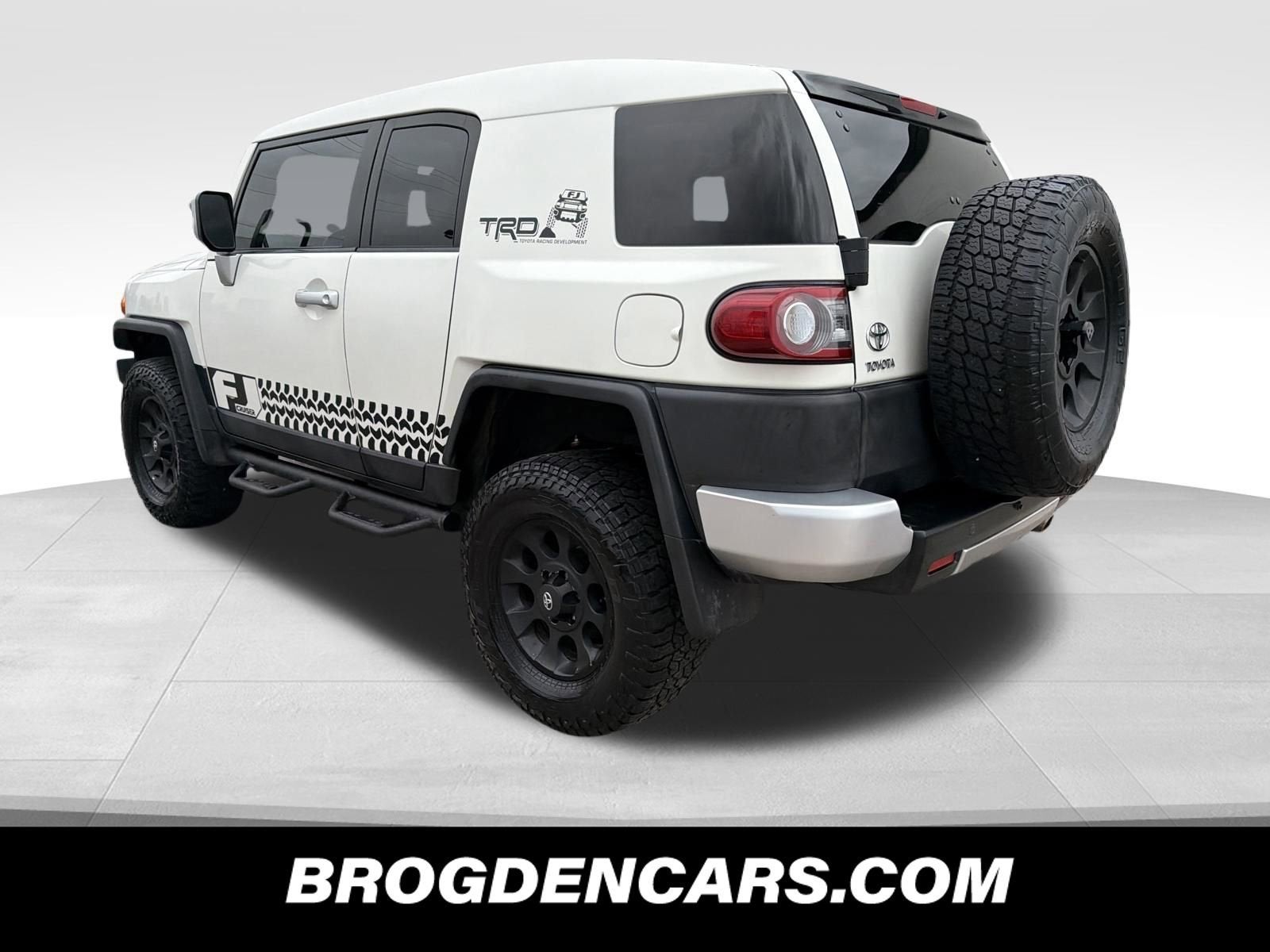 2013 Toyota FJ Cruiser 4DR 4WD AT