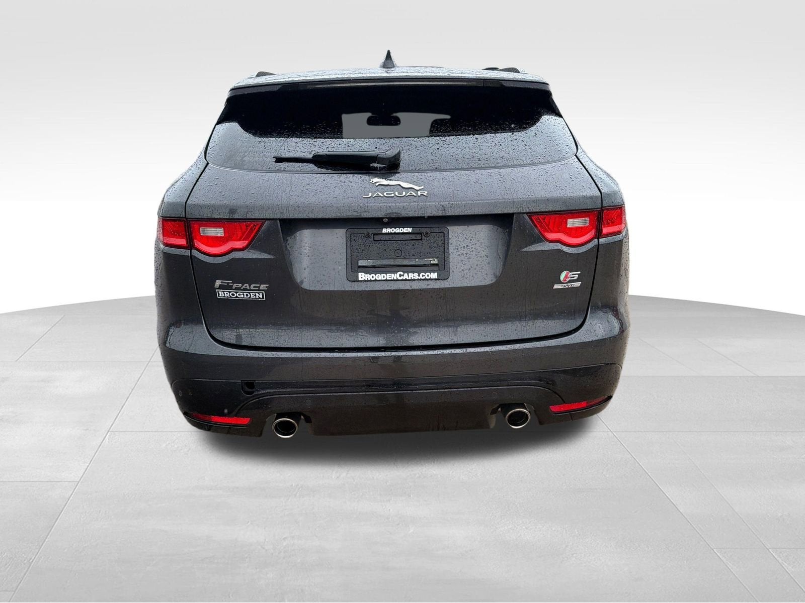 2018 Jaguar F-PACE S