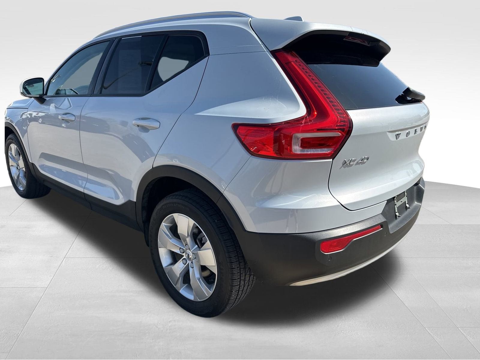 2020 Volvo XC40 Momentum