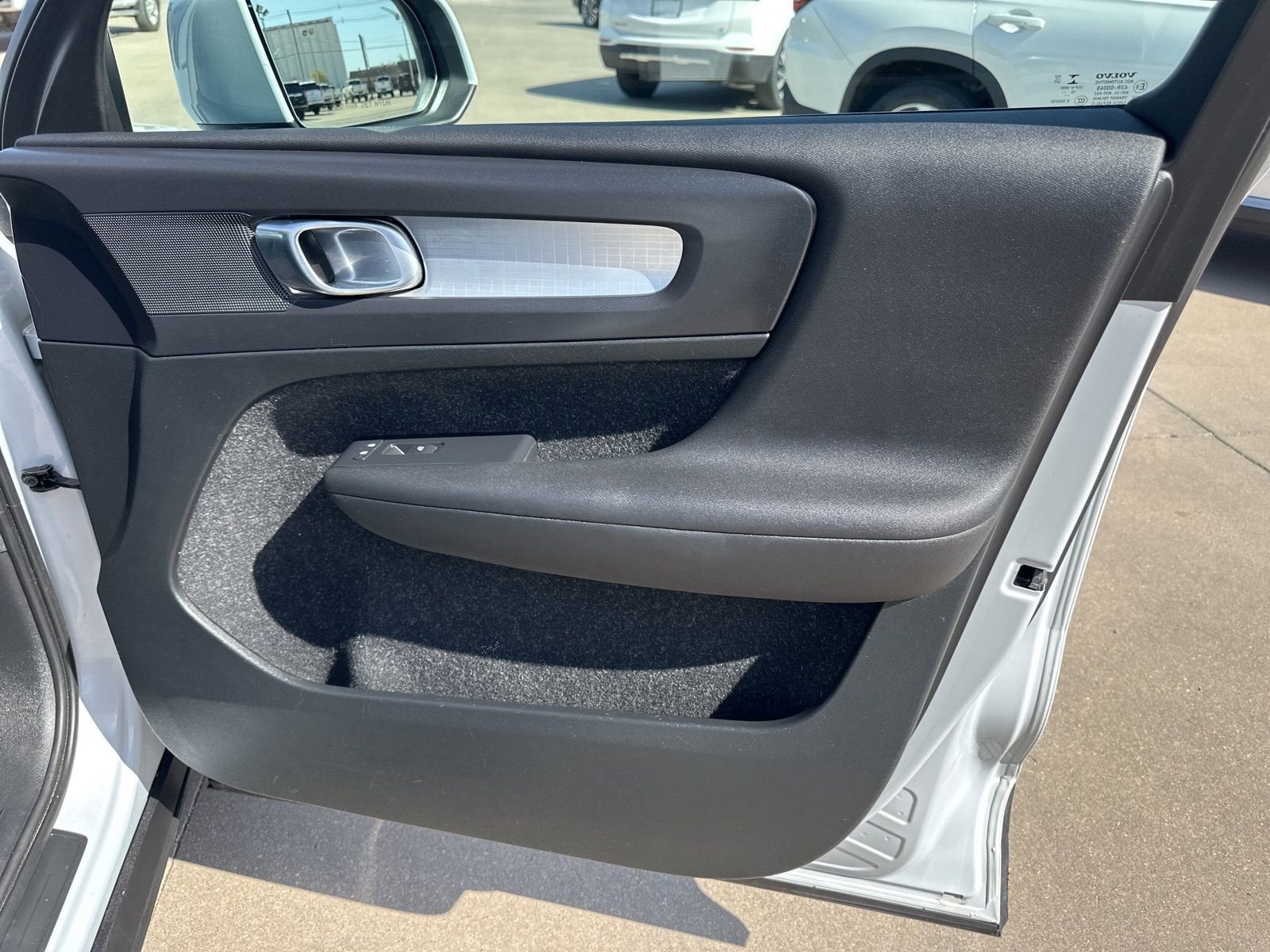 2020 Volvo XC40 Momentum