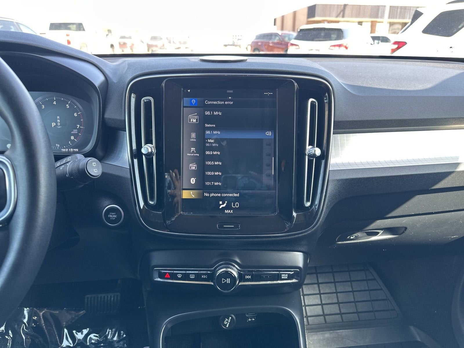 2020 Volvo XC40 Momentum